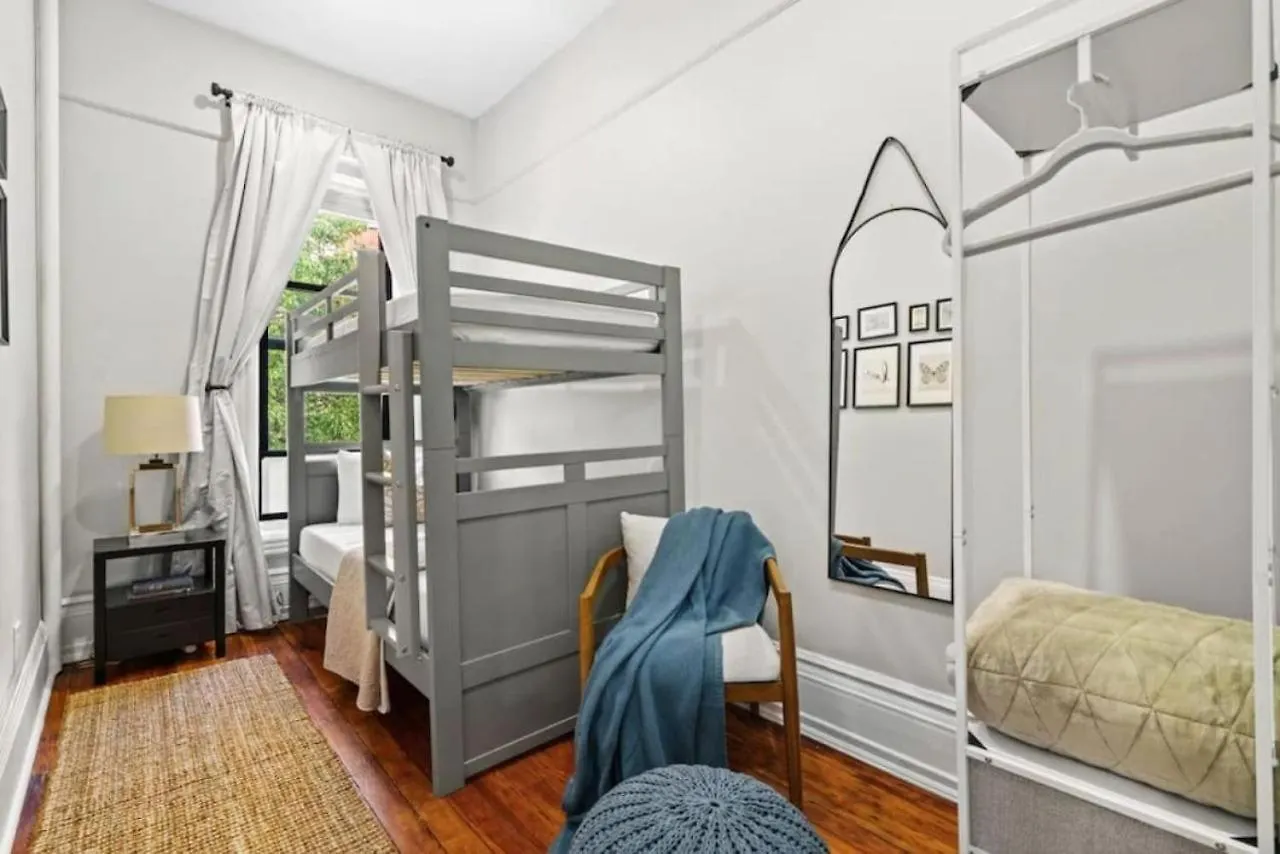 Вилла 3Br Retreat Walkable To Columbia U Нью-Йорк 0*,  США
